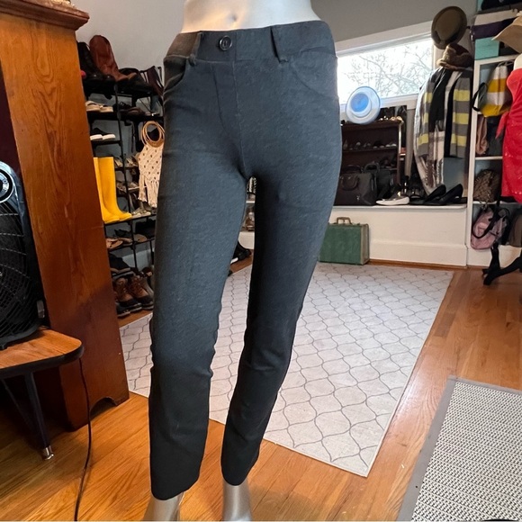 BETABRAND Size XS Women’s Dark Gray Stretch Slacks / Pants - Picture 6 of 9